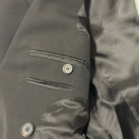 $3,450 Value NWT Balenciaga Round Shoulder Waisted Wool Jacket | FR 40 - Picture 10 of 16